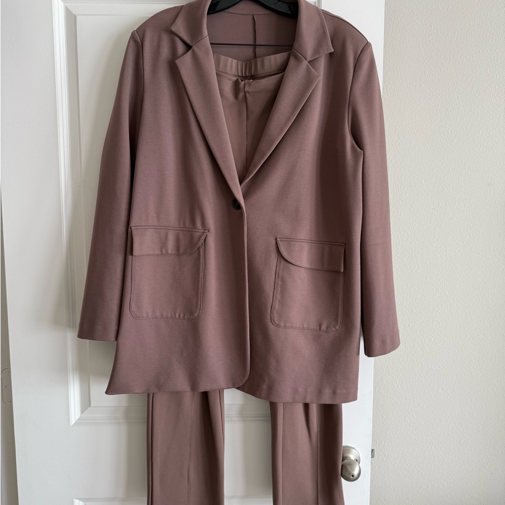 HALARA Women's Blazer Suit Set in Brown